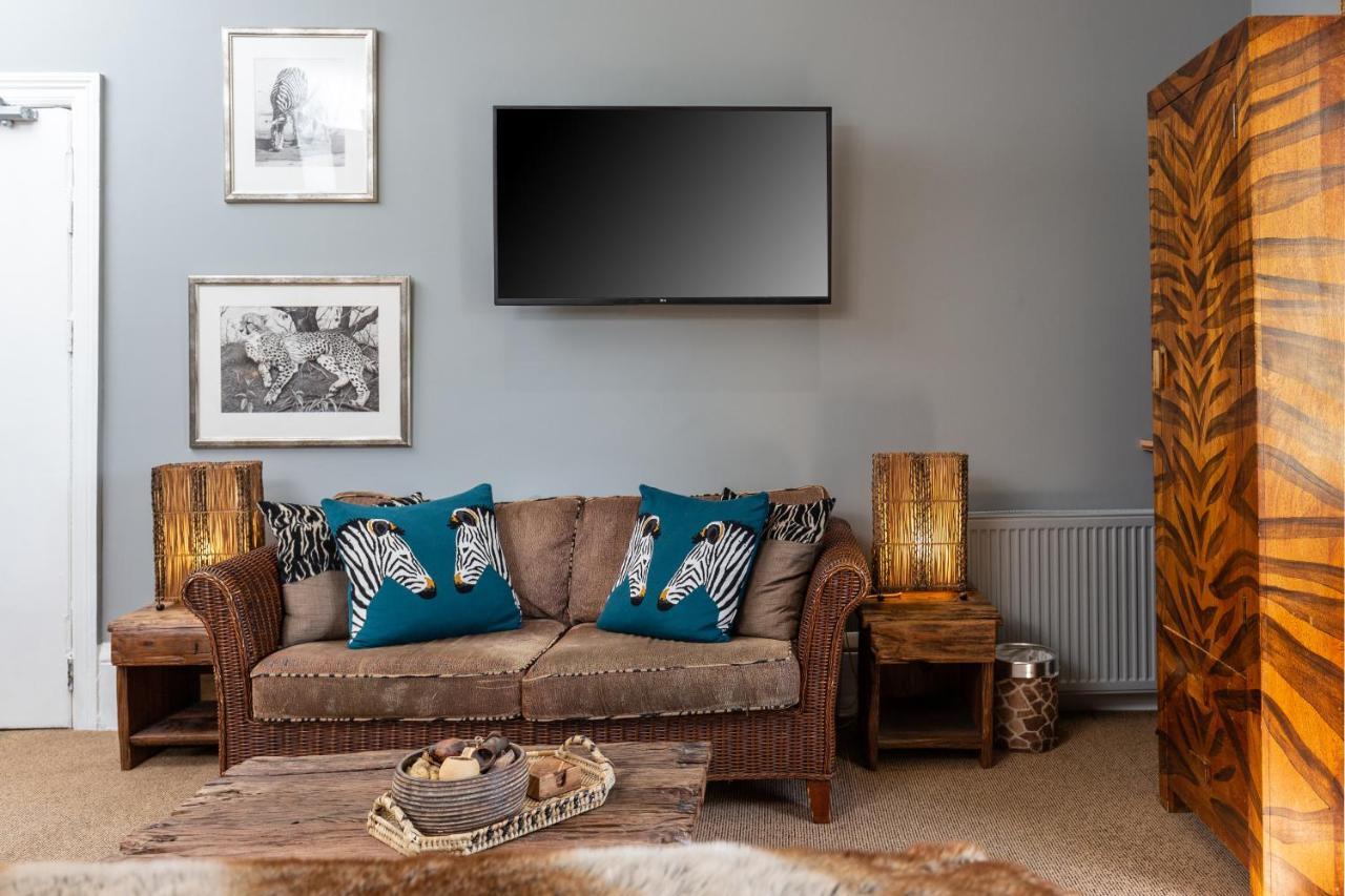 Beaumont House Pensión Cheltenham